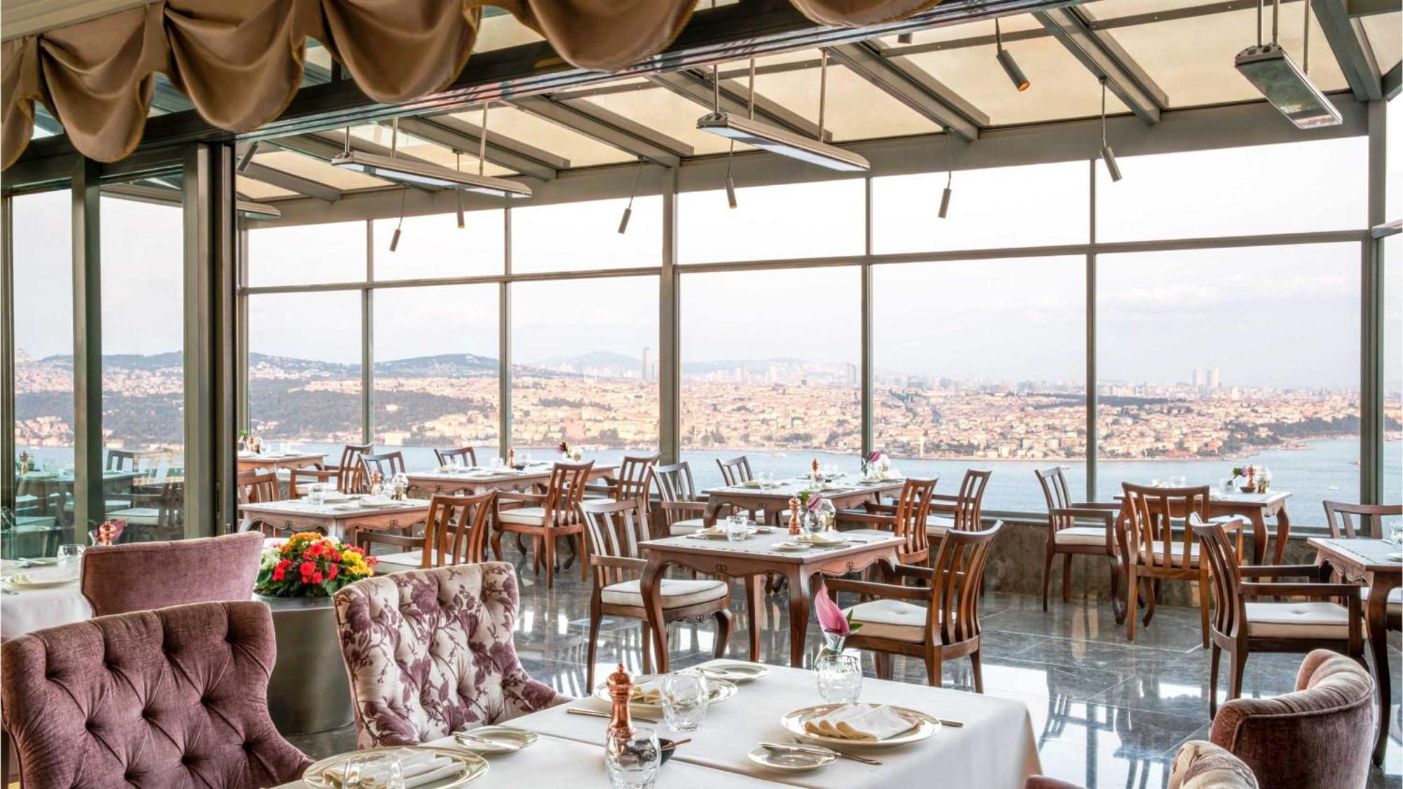 Intercontinental Istanbul By Ihg Hotell Eksteriør bilde Restaurant
