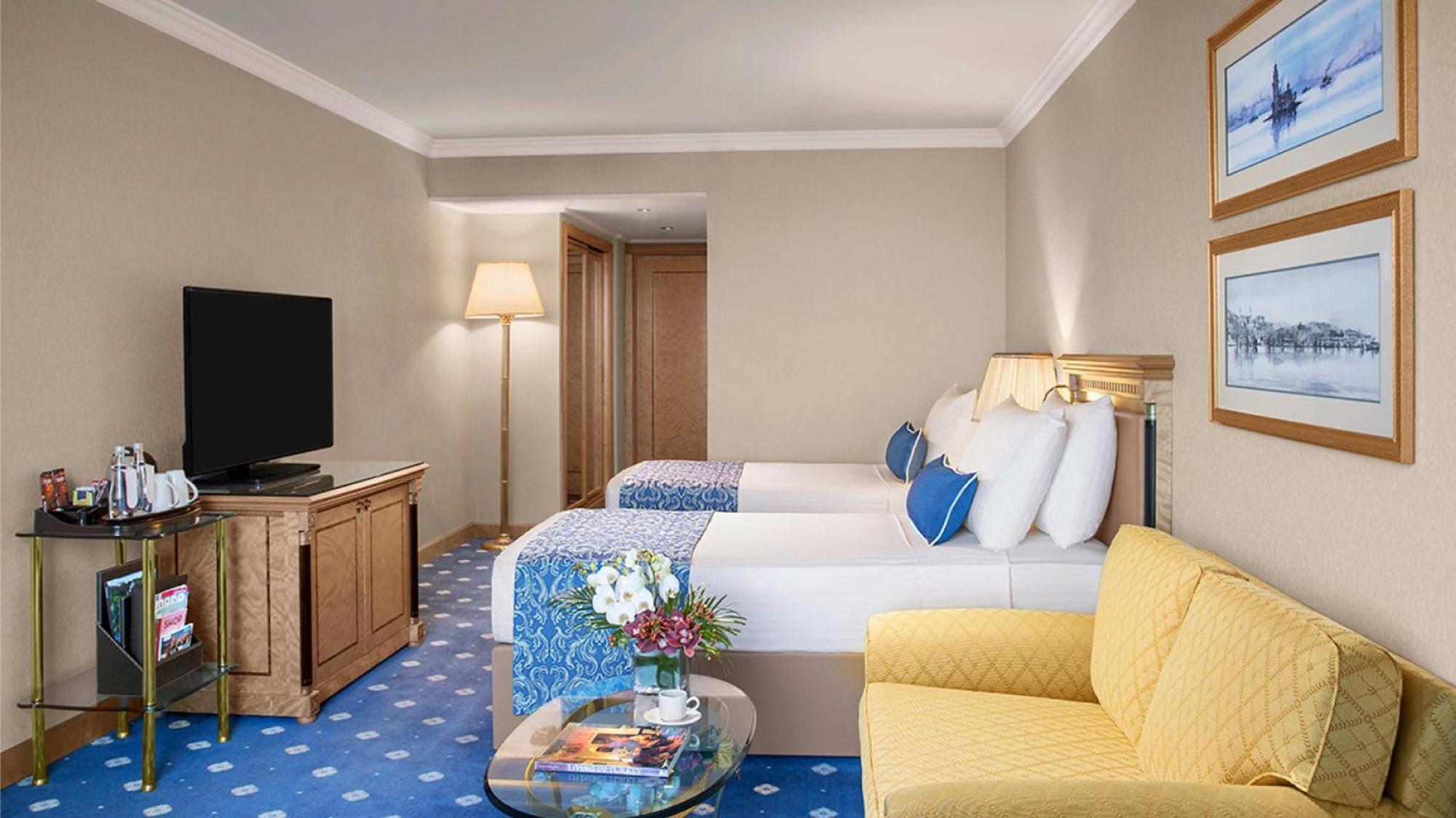Intercontinental Istanbul By Ihg Hotell Eksteriør bilde A room at the hotel