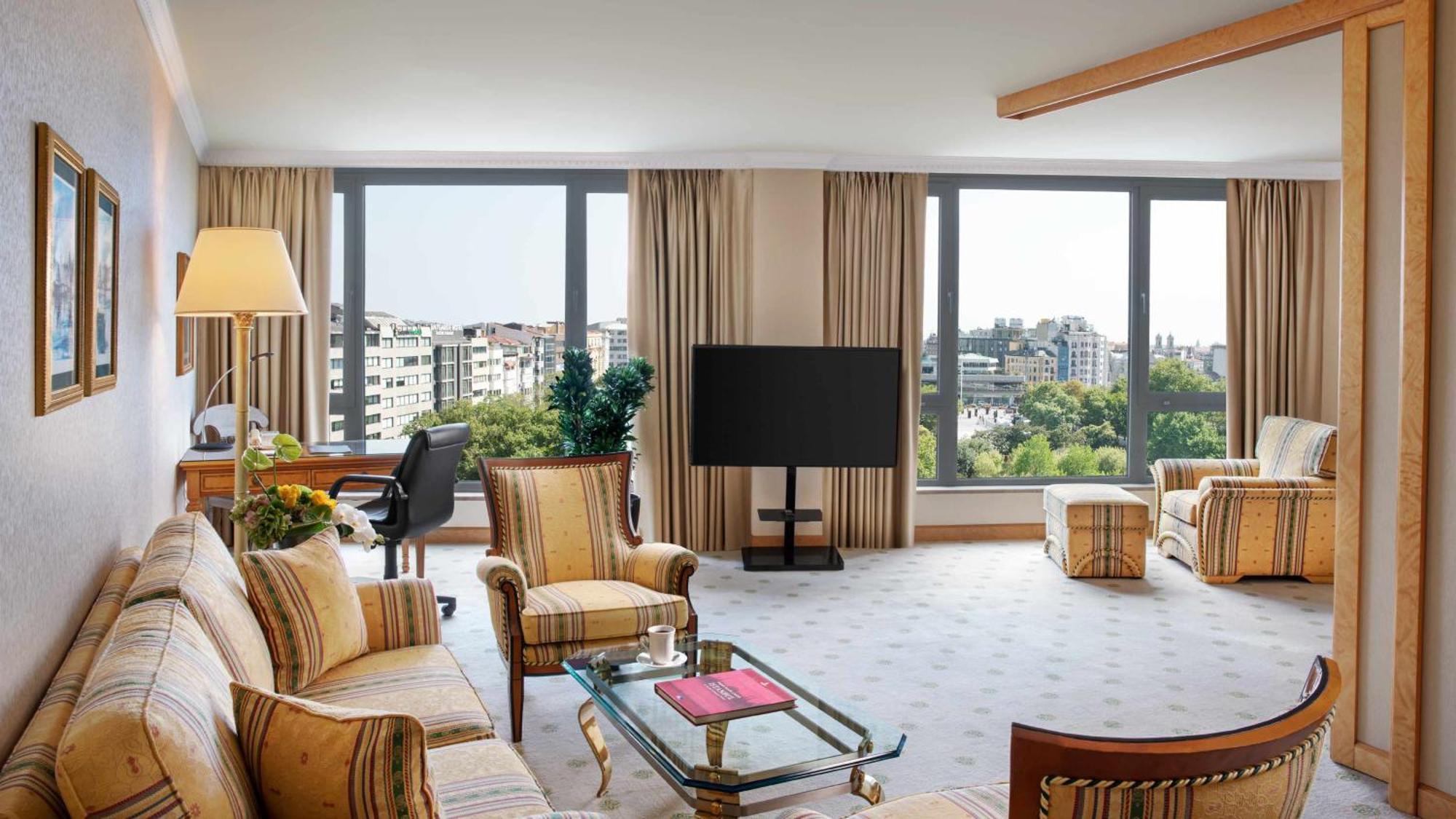Intercontinental Istanbul By Ihg Hotell Eksteriør bilde A suite at the hotel