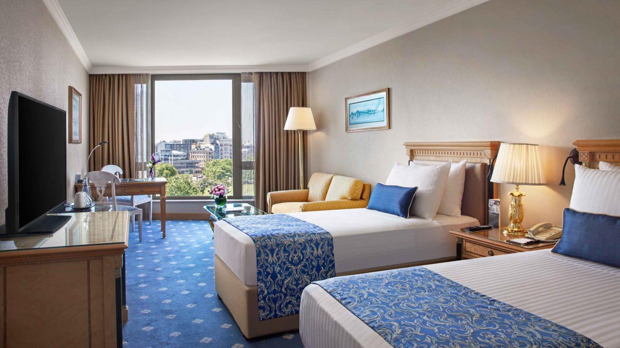 Intercontinental Istanbul By Ihg Hotell Eksteriør bilde A room at the hotel