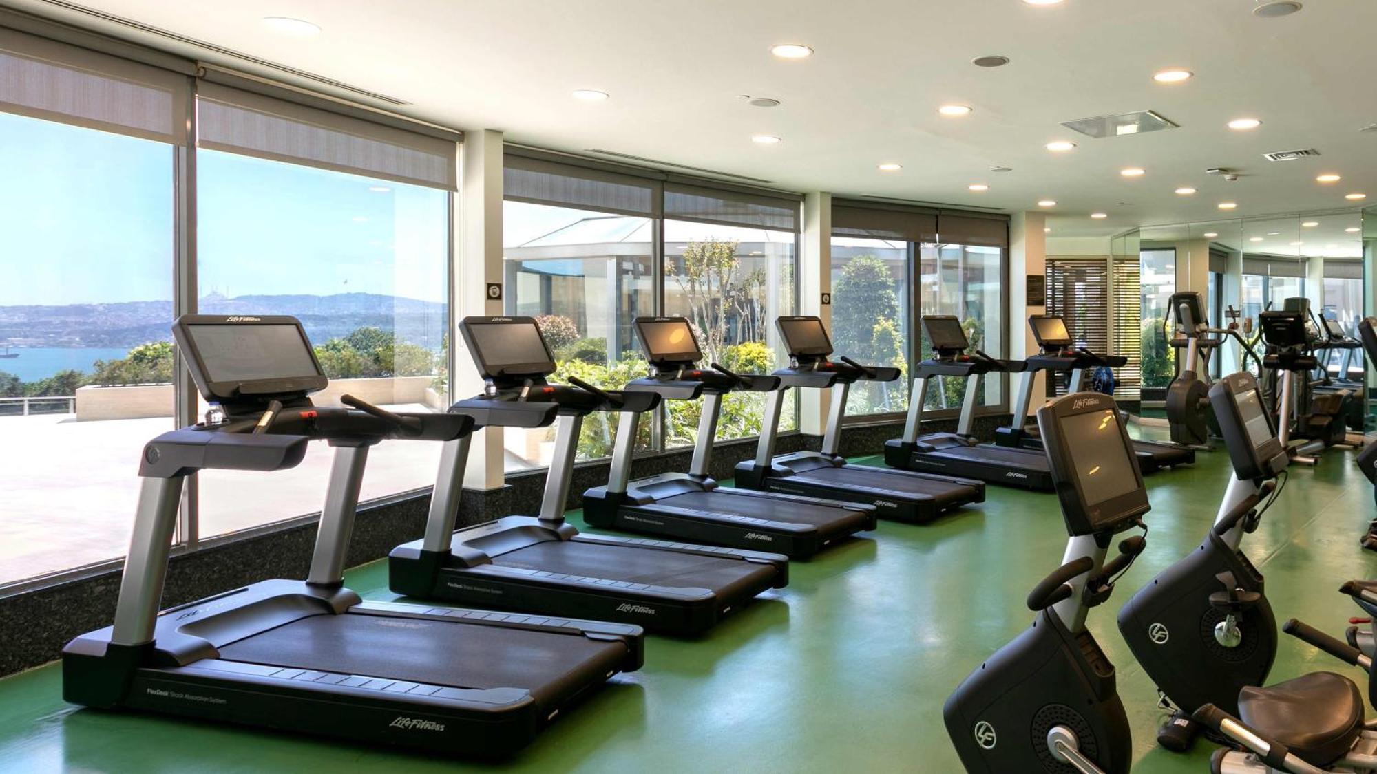 Intercontinental Istanbul By Ihg Hotell Eksteriør bilde The gym at the hotel