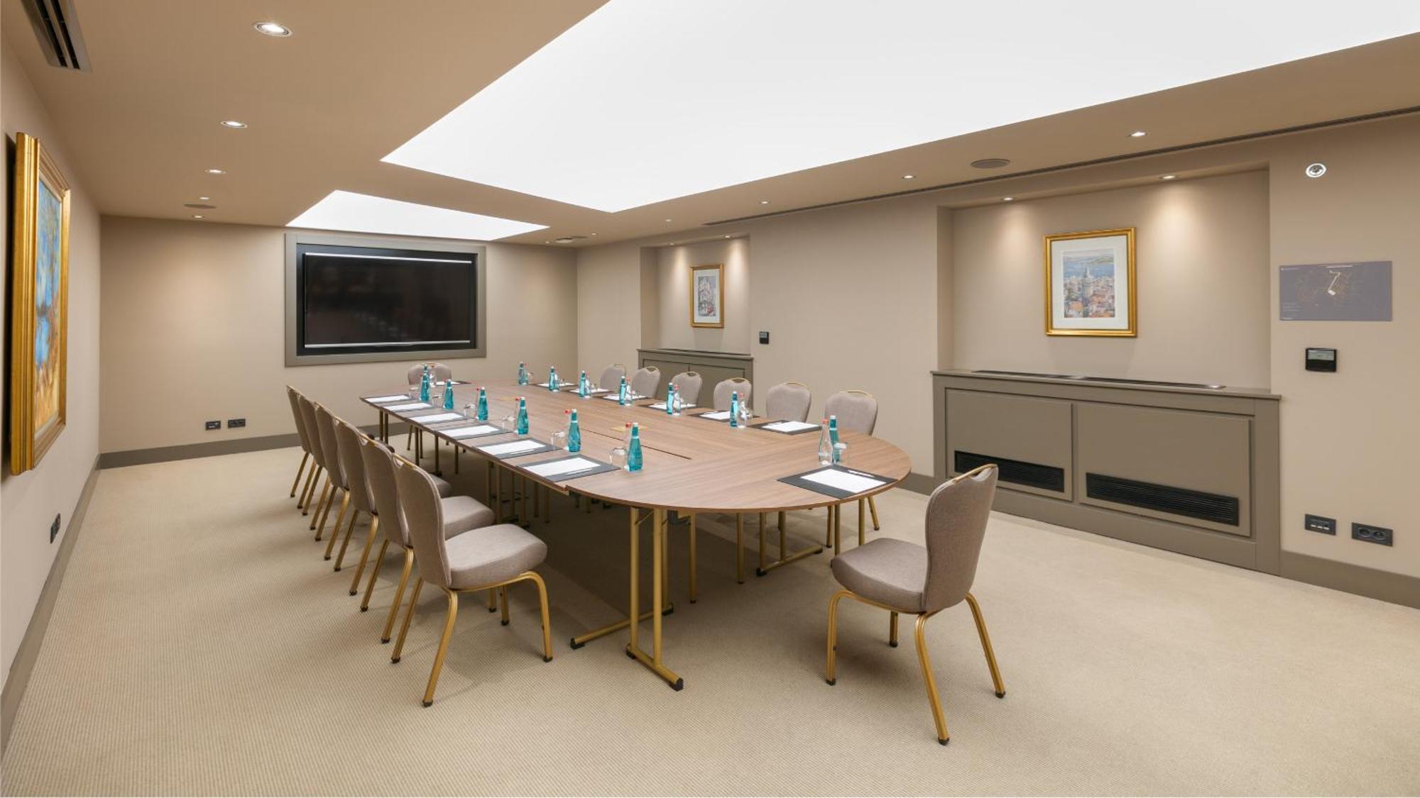 Intercontinental Istanbul By Ihg Hotell Eksteriør bilde Boardroom