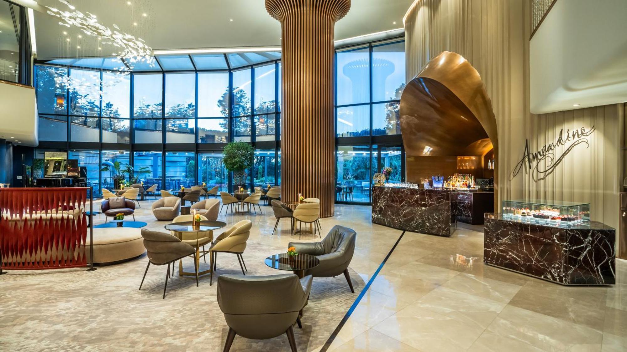 Intercontinental Istanbul By Ihg Hotell Eksteriør bilde The lobby of the hotel